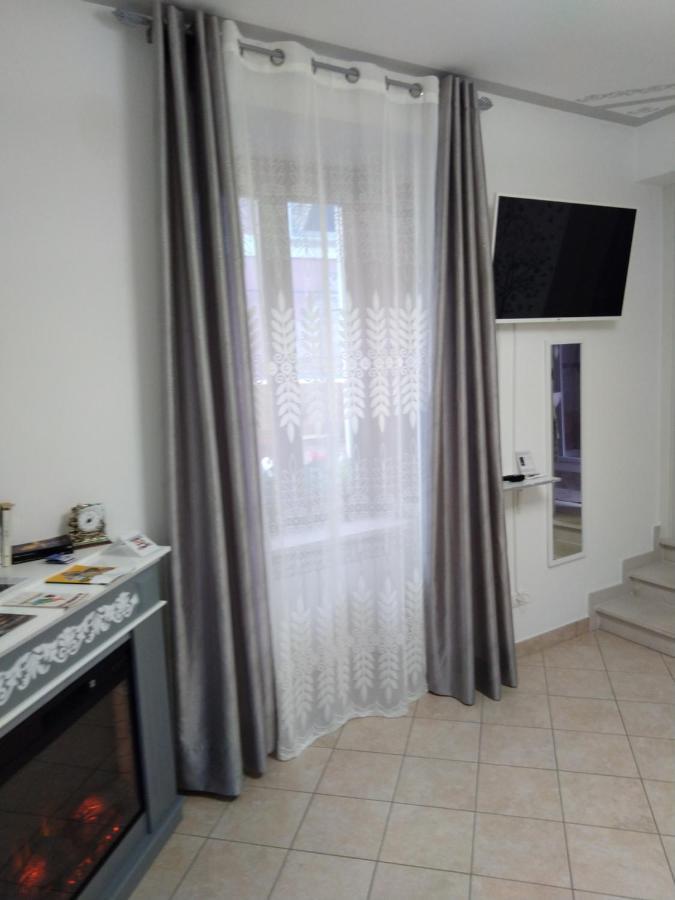 B&B Regina Margherita 拉奎拉 外观 照片